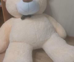 Продам большого плюшевого медведя