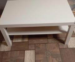 Стол журнальный.